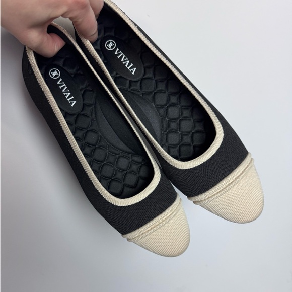 Vivaia Almond-Toe Stress Free Chunky Heels (Julie Arch Pro) - Picture 4 of 12